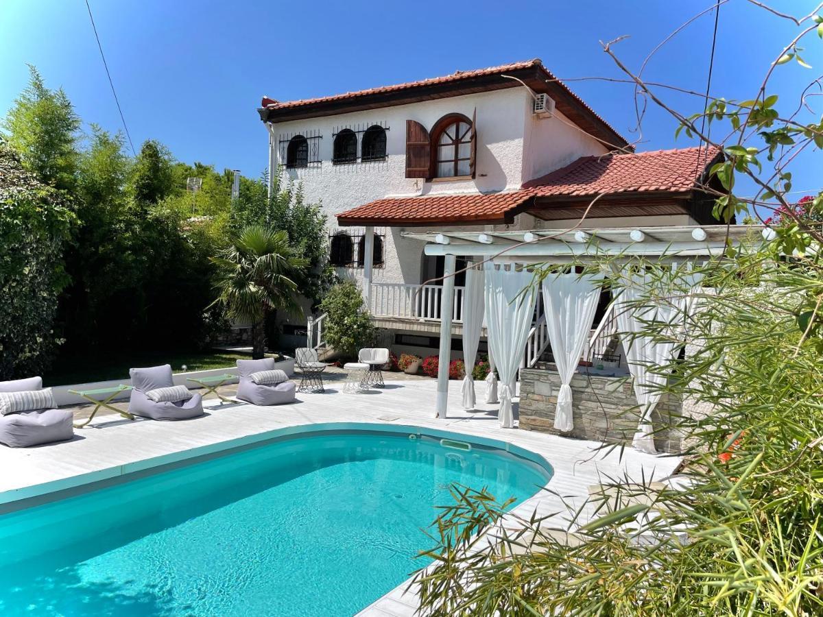 Byblos Mare-The Exclusive Beach Front Villa 斯卡拉索提罗斯 外观 照片